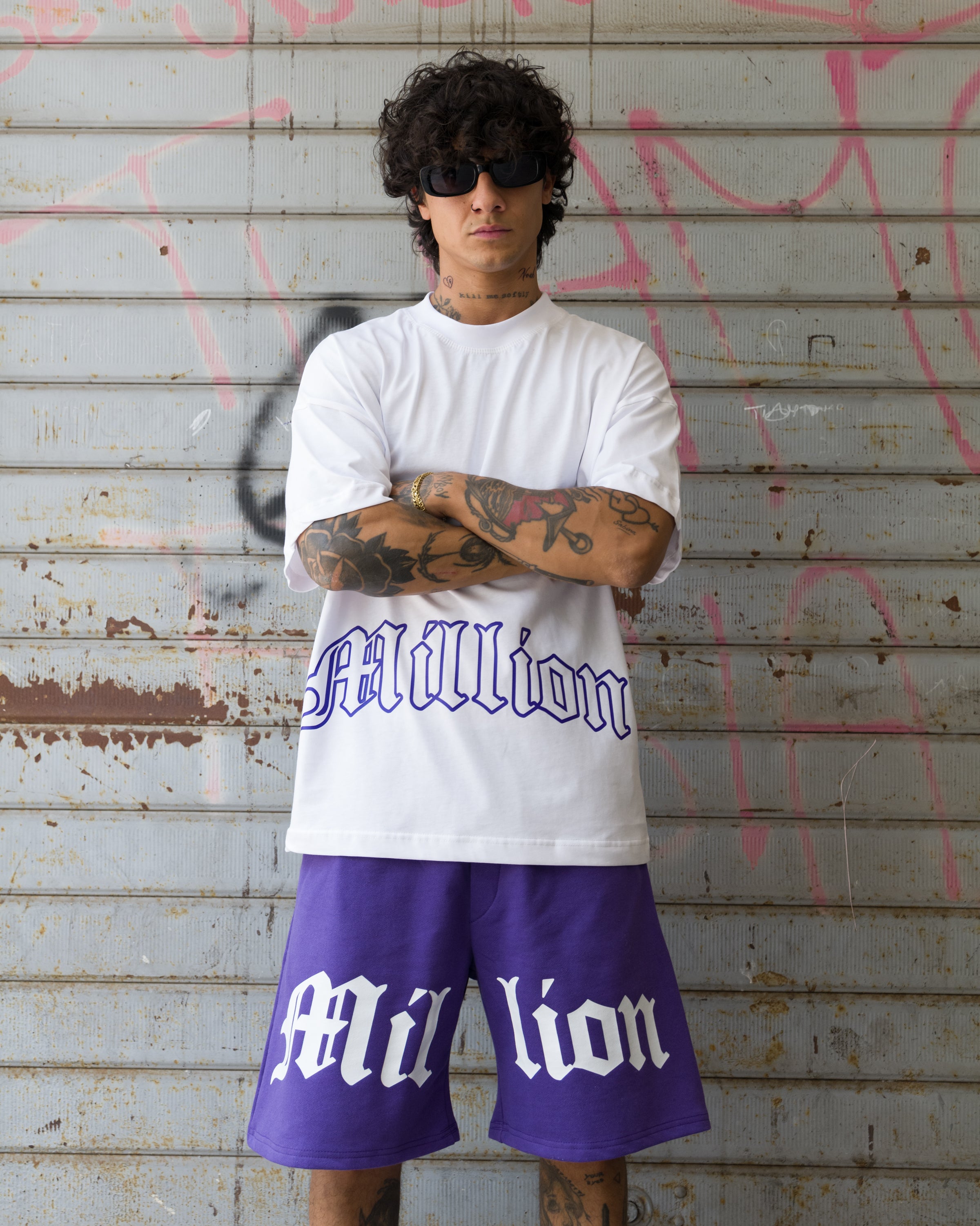 T-Shirt Gothic Outline Viola